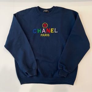 RARE! Vintage Chanel sweatshirt